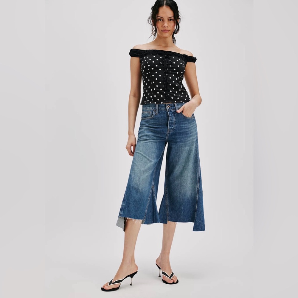 We The Free Ripple Wide-Leg Crop Jeans size 29
NWT